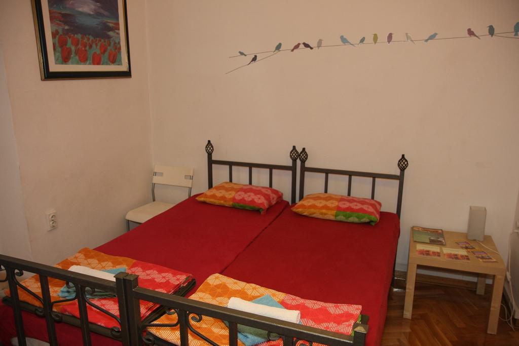 Time Hostel Белград Номер фото