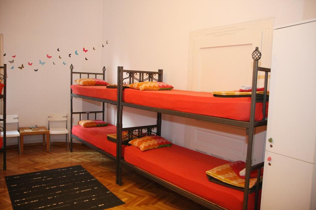 Time Hostel Белград Экстерьер фото