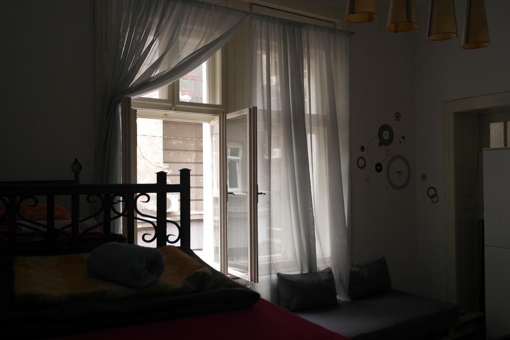 Time Hostel Белград Экстерьер фото