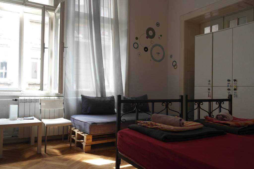 Time Hostel Белград Экстерьер фото